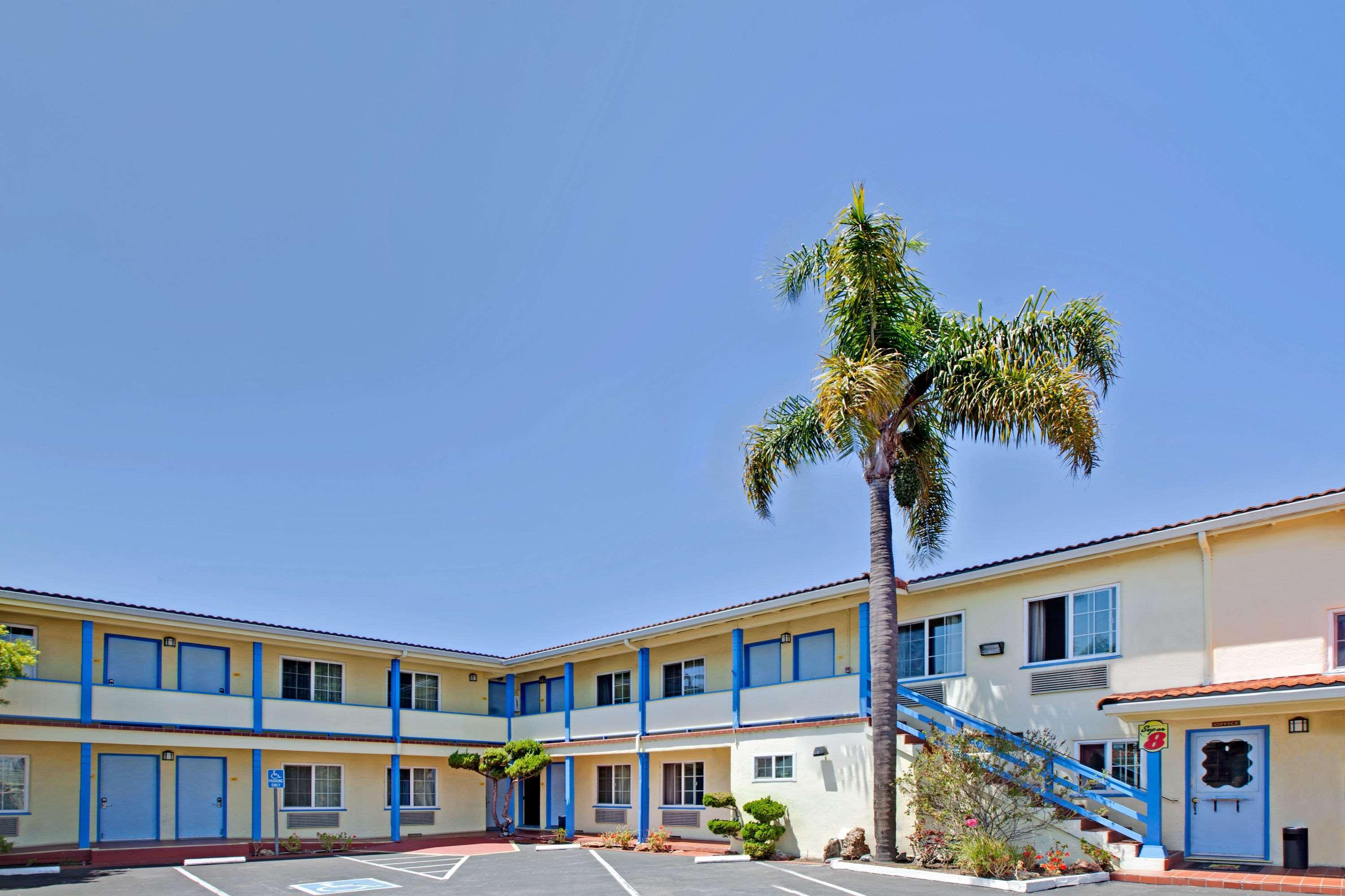 במוטל Super 8 By Wyndham ברקלי מראה חיצוני תמונה